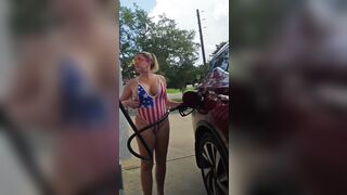 Breasty mother i'd like to fuck in public