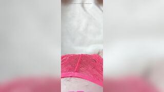 Concupiscent Woman Craves U to Sniff and Lick Her Large Lips on Cunt That Stick Without Pants Ginnagg