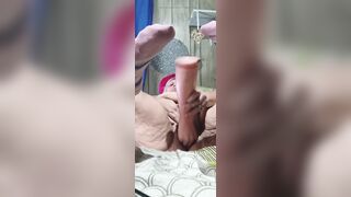 The Entire Hand Is Greater amount Than That babe Can Stand