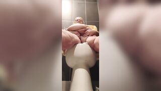 Nasty Beauty in Public Restroom