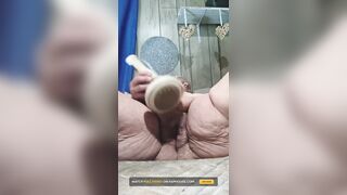 Damn This babe's a Sex Fiend
