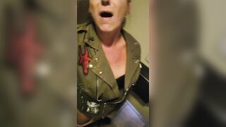 Horniest hot mother i'd like to fuck masturbates in bar bath