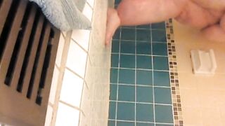 CLIMAX IN THE SHOWER