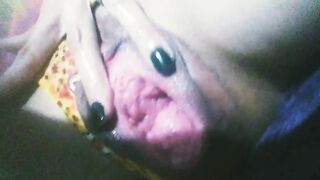 Close up Snatch Prolapsing