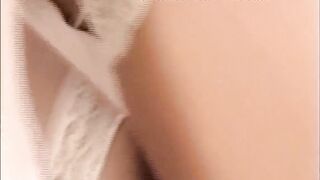 Brunette hair Widens Wide for Unfathomable Fingering Play