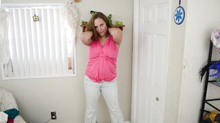Hotty Grave Urinates Her Jeans