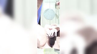 Getting to the Center of That Creamy Chewy Snatch