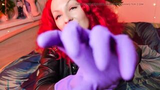 ASMR sounding: kitchen rubber gloves fetish