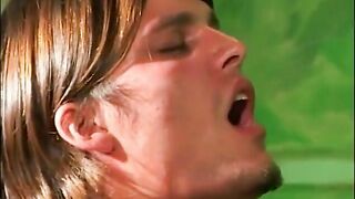 The mother i'd like to fuck knows exactly how to give head in order to please him