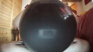 Ebony Latex Domination: Biggest Balloon Inflation and Nicoletta's Carnal Grasp