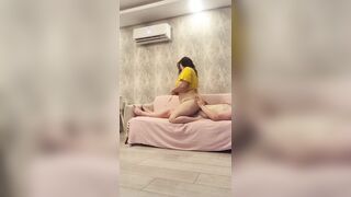 LARGE BUTT FREE USE WIFE BANGS BY NEIGHBOUR DURING THE TIME THAT SPOUSE NOT HOME