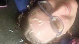 White wench gets facial