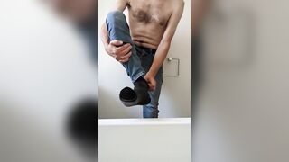 How quickly can u get naked?