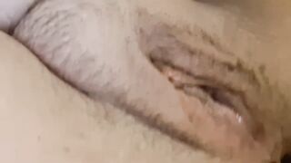 Trickling moist vagina gaping for dong