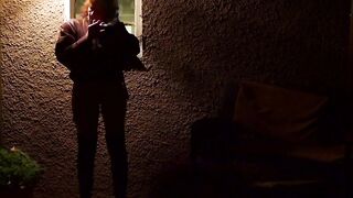 aus Langeweile geht sie auf den Strich